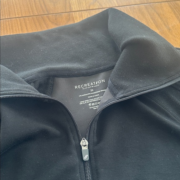 THREAD & SUPPLY pullover - Picture 4 of 7